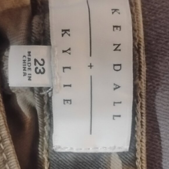 Kendall & Kylie camo skinny jean - Picture 3 of 5